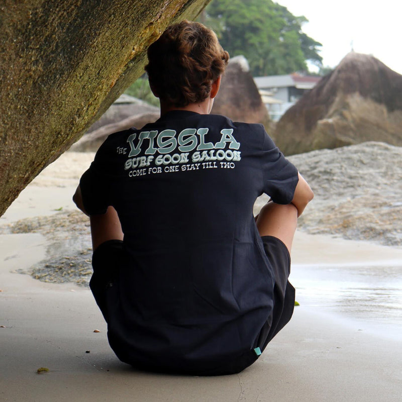 Camiseta Vissla Surf Goon Saloon Preto