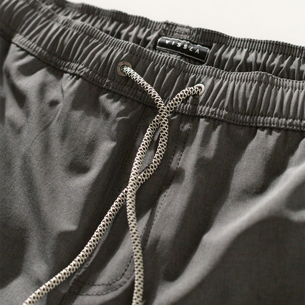 Shorts Elástico Vissla No See Dark Grey Heather 18"