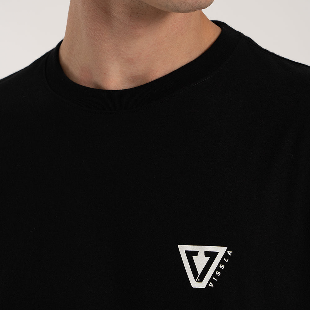 Camiseta Vissla Established Preta Manga Curta