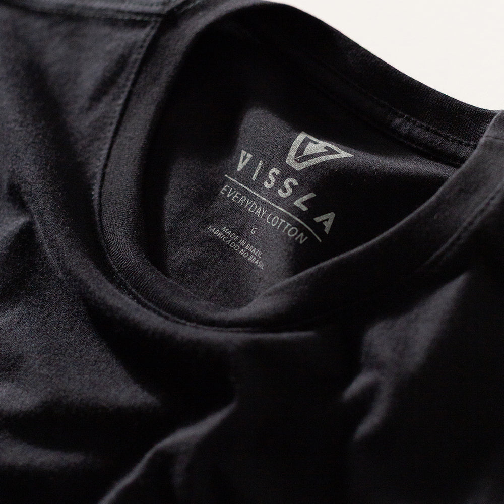 Camiseta Vissla Coast Preta Manga Curta