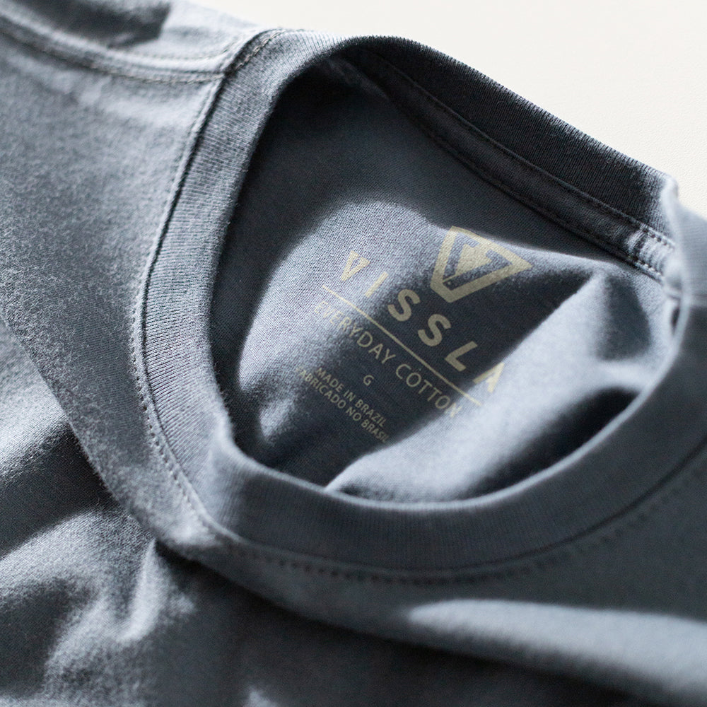 Camiseta Vissla Coast Azul Manga Curta