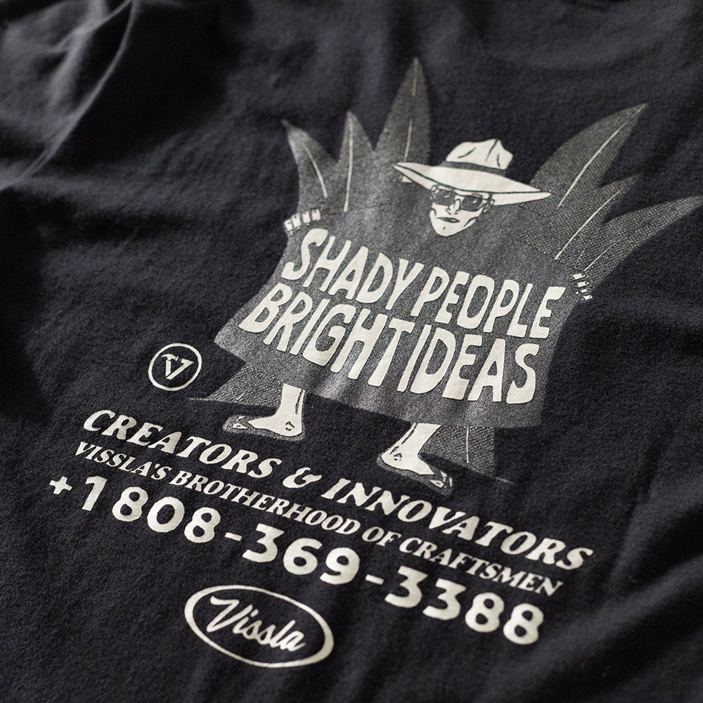 Camiseta Vissla Shady Shapers Preta Manga Curta