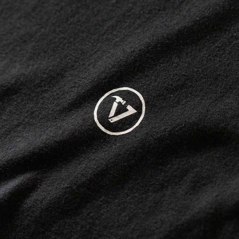 Camiseta Vissla Shady Shapers Preta Manga Curta